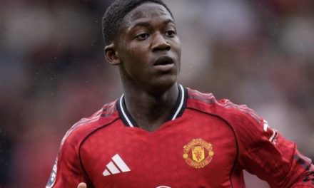 Keajaiban Kobbie Mainoo Di Tangan Carrick Dari Nyaris Hengkang