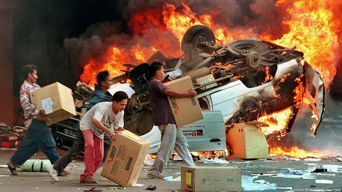 Mengenang Korban Tragedi 98 Dan Perjuangan Demokrasi