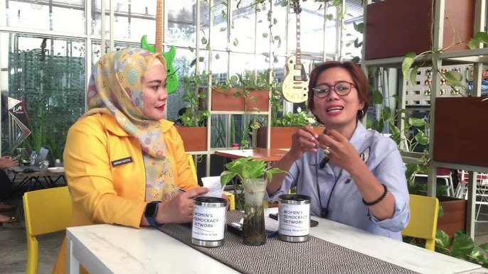 Strategi Personal Branding Politisi Perempuan Di Indonesia