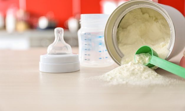 Susu Bayi Organik VS Formula Biasa: Mana Yang Lebih Baik?