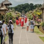 Wisatawan Asing Memilih Indonesia Sebagai Destinasi Liburan