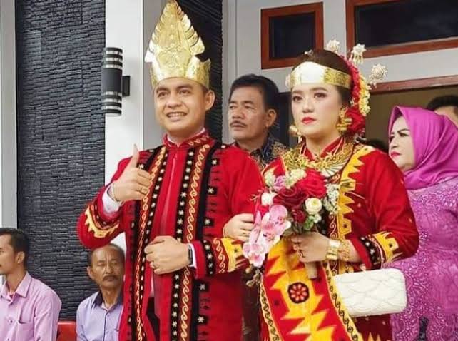 Keunikan Pernikahan Adat Nias: Warisan Budaya Tetap Dijaga