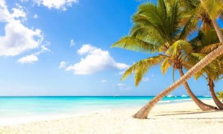 Rekomendasi Pantai Indah Untuk Liburan Menikmati Suasana Laut